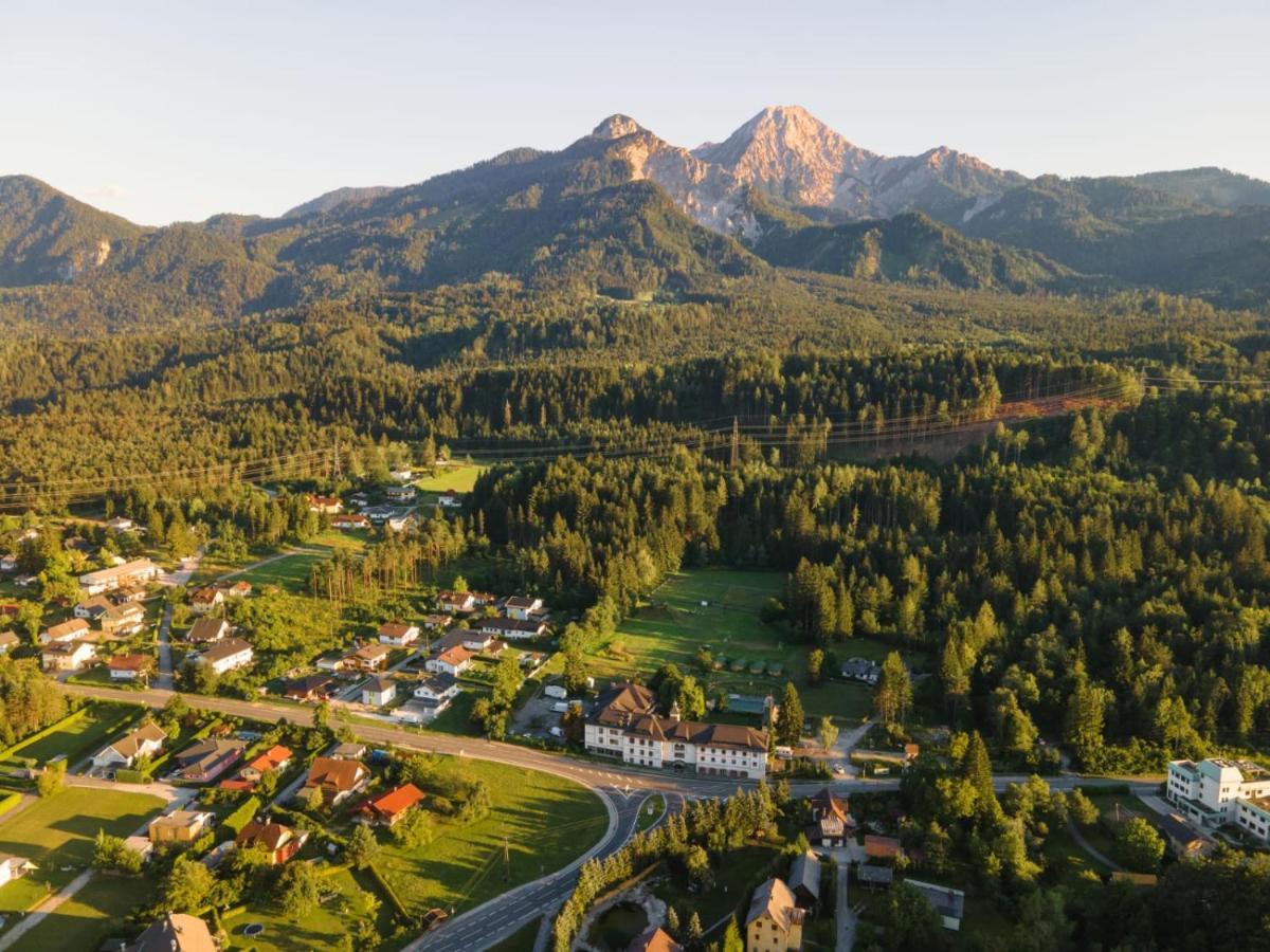 Holzjurten By Julka - Self Checkin Villa Finkenstein am Faaker See Kültér fotó