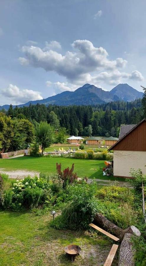 Holzjurten By Julka - Self Checkin Villa Finkenstein am Faaker See Kültér fotó